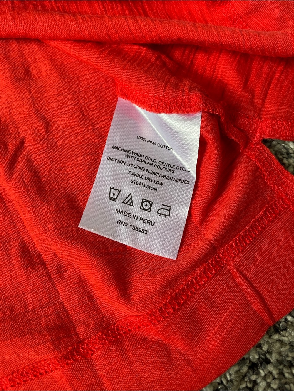 Evereve Red Tee with Pink Heart Graphic. Size XL. - Picture 4 of 4